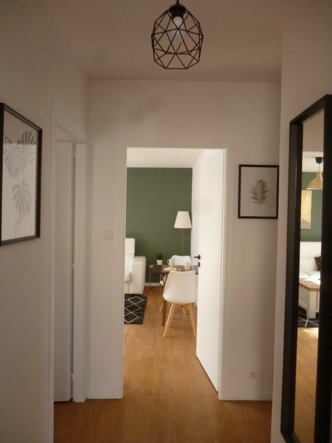 4 Clarence App Avec Parking Hyper Centre Thonon Apartamento Exterior foto