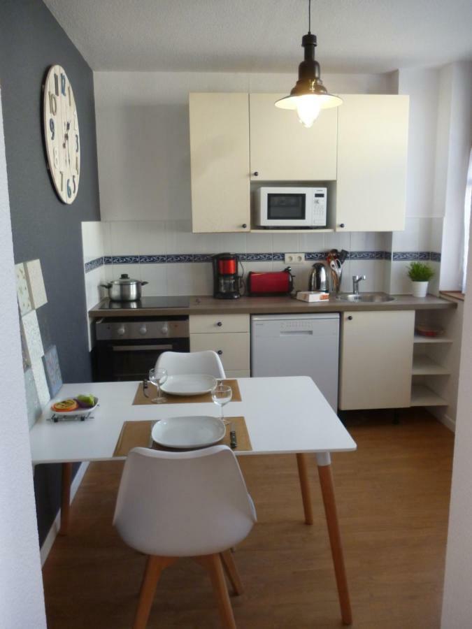 4 Clarence App Avec Parking Hyper Centre Thonon Apartamento Exterior foto