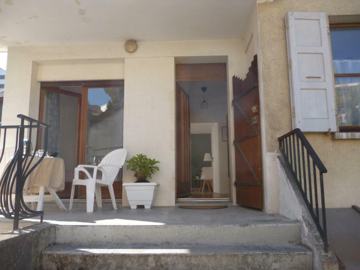 4 Clarence App Avec Parking Hyper Centre Thonon Apartamento Exterior foto