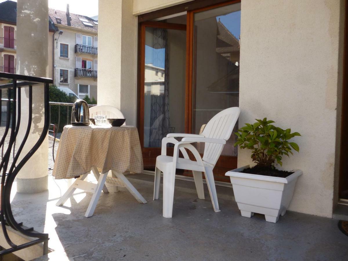 4 Clarence App Avec Parking Hyper Centre Thonon Apartamento Exterior foto